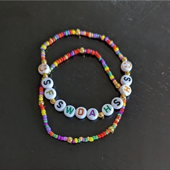 2 Taylor Swift Handmade Bracelets She's Fine She Wasn't Doing Anything B… - Picture 4 of 5